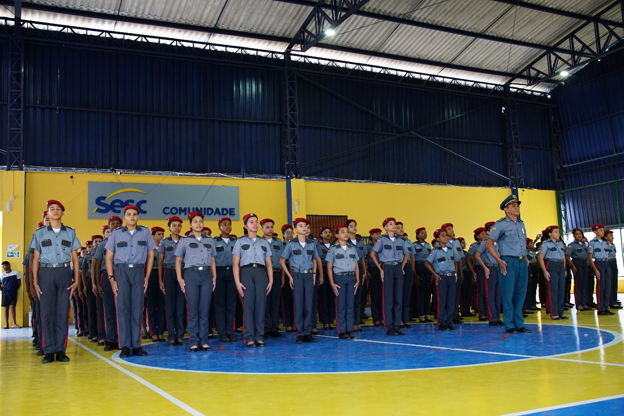 Prefeitura de Raposa apoia cerimônia de homenagem aos alunos destaques do Colégio Militar Tiradentes XII